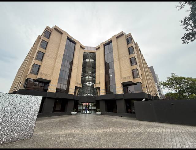 3,756M² OFFICE TO LET IN ROSEBANK